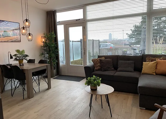 Dijk Apartment *